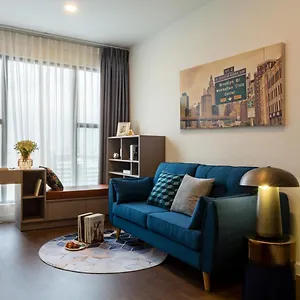 Oui! Oui! Cbd - Rivergate Building Apartament
