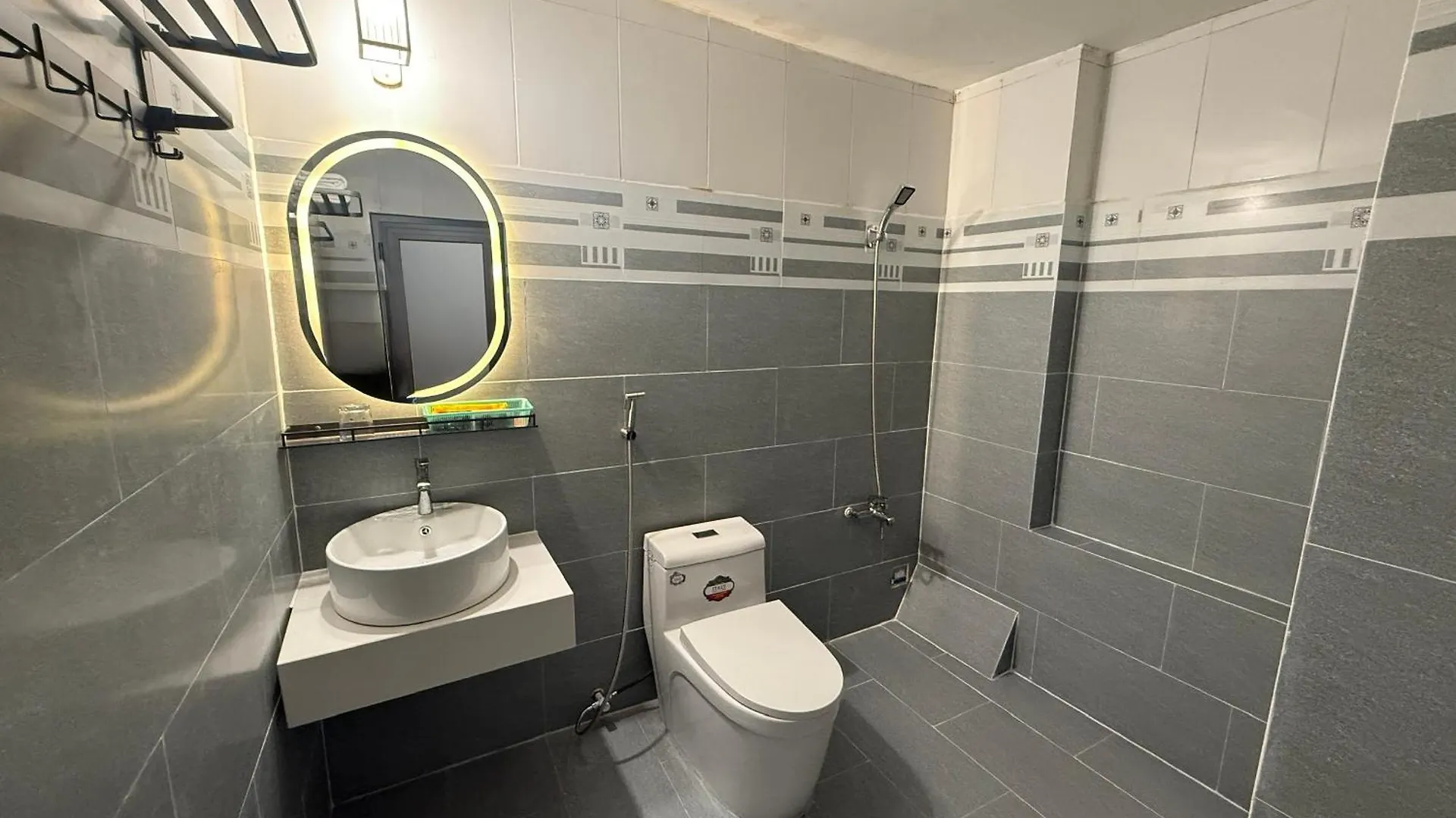 Khach San Hong Ha 2 Hotel Ho Chi Minh City Vietnam